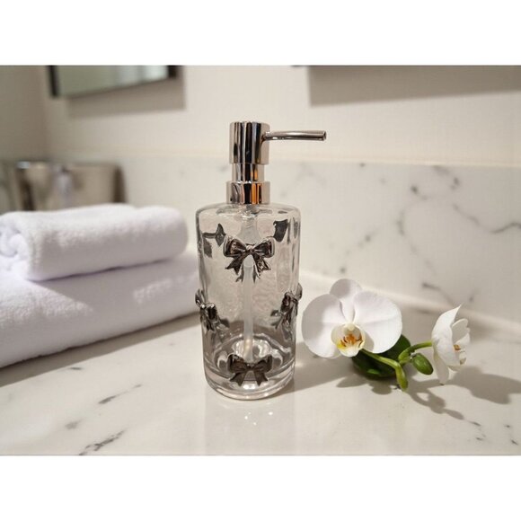 New Girly Glass Soap Dispenser Silver Bows Chrome Pump Bathroon Vanity Decor - Picture 1 of 1